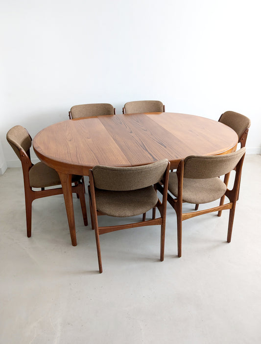Set of 6 'Model 49' Dining Chairs by Erik Buck for Oddense Maskinsnedkeri 1960's