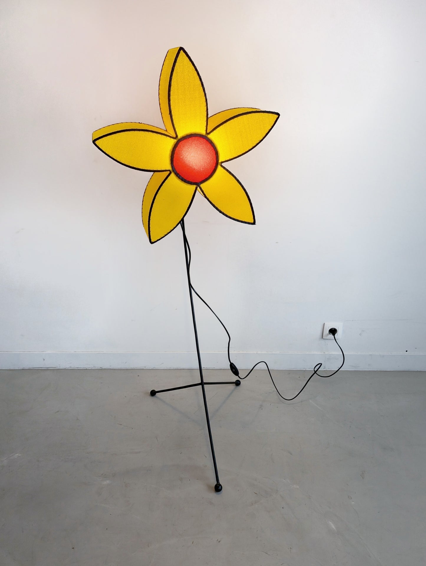Pop-art Flower Lamp 1980s