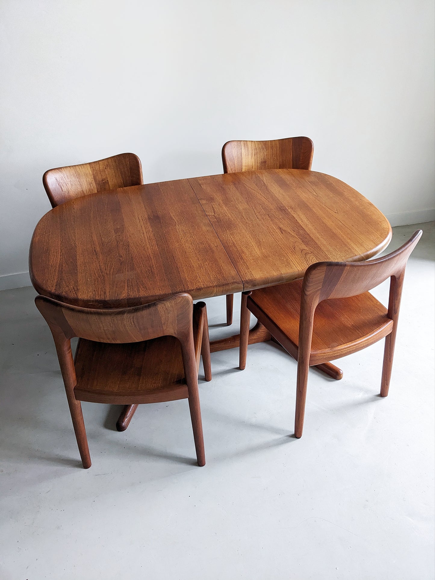 Extendable Dining Table by Juul Kristensen for Glostrup Møbelfabrik 1960's