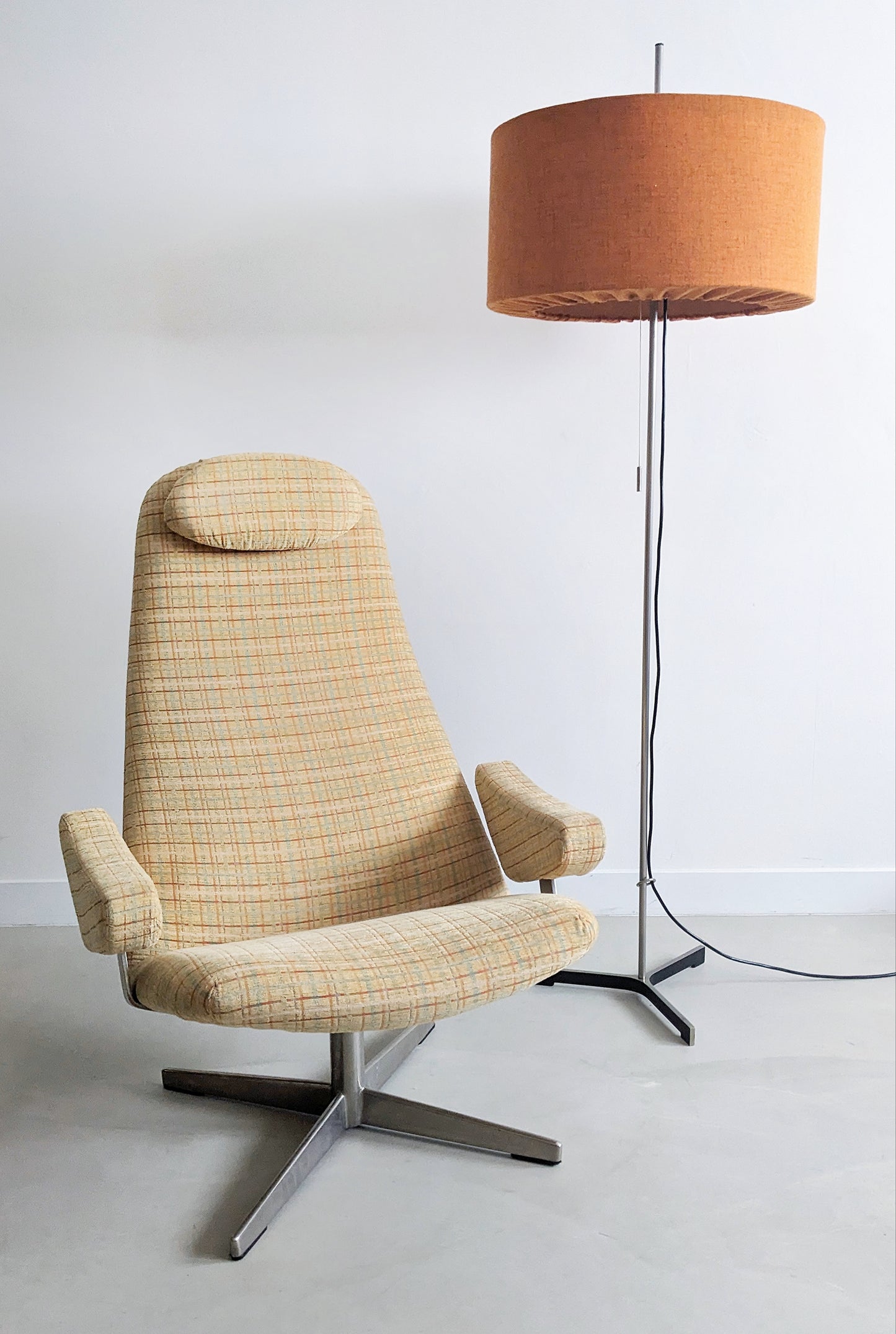 'Contourette Roto' Swivel Chair by Alf Svensson for Dux 1960's