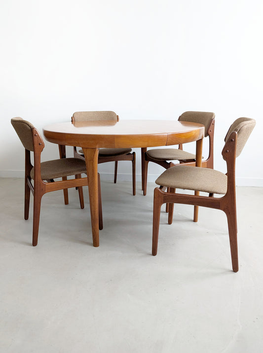 Extendable Dining Table by Ib Kofod-Larsen for Faarup Møbelfabrik 1960's