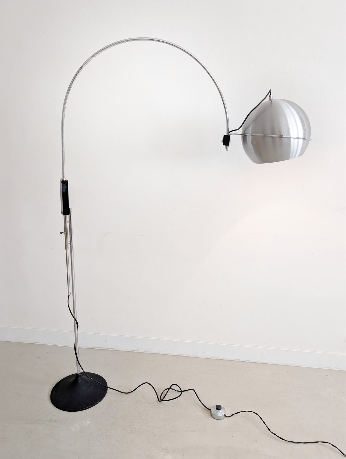Adjustable Space Age Eyeball Floor Lamp 1970s