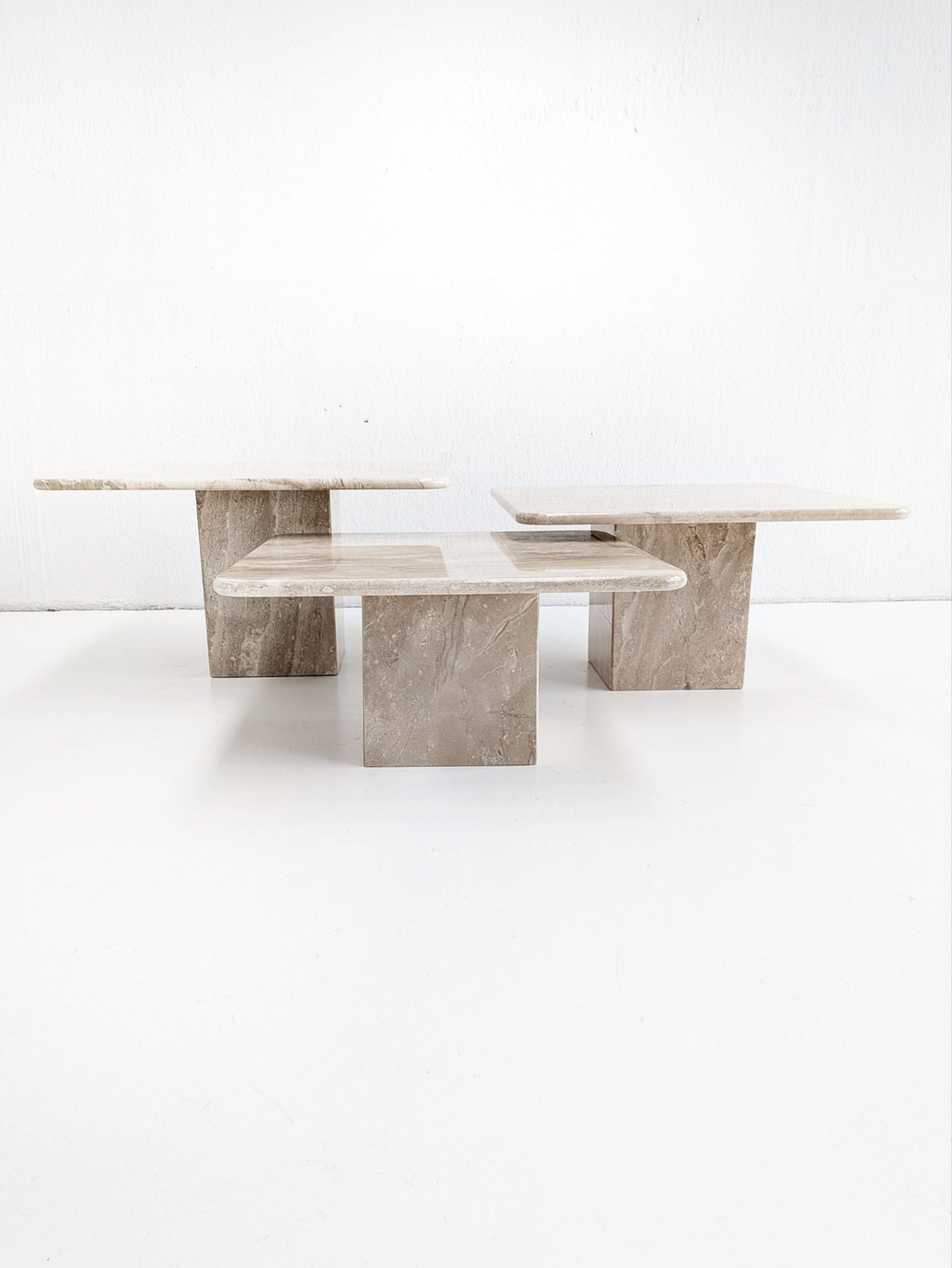 Set of 3 Beige Corallo Marble Nesting Tables 1970s