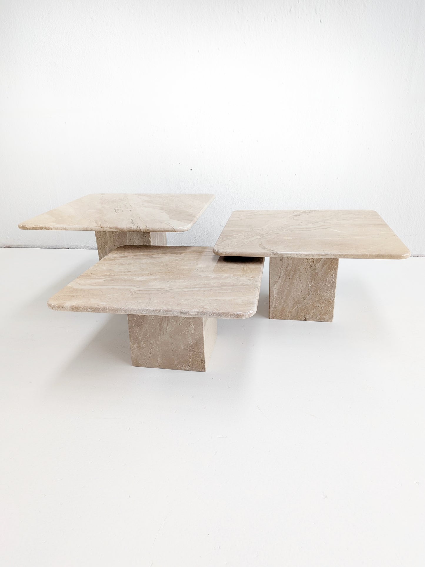 Set of 3 Beige Corallo Marble Nesting Tables 1970s