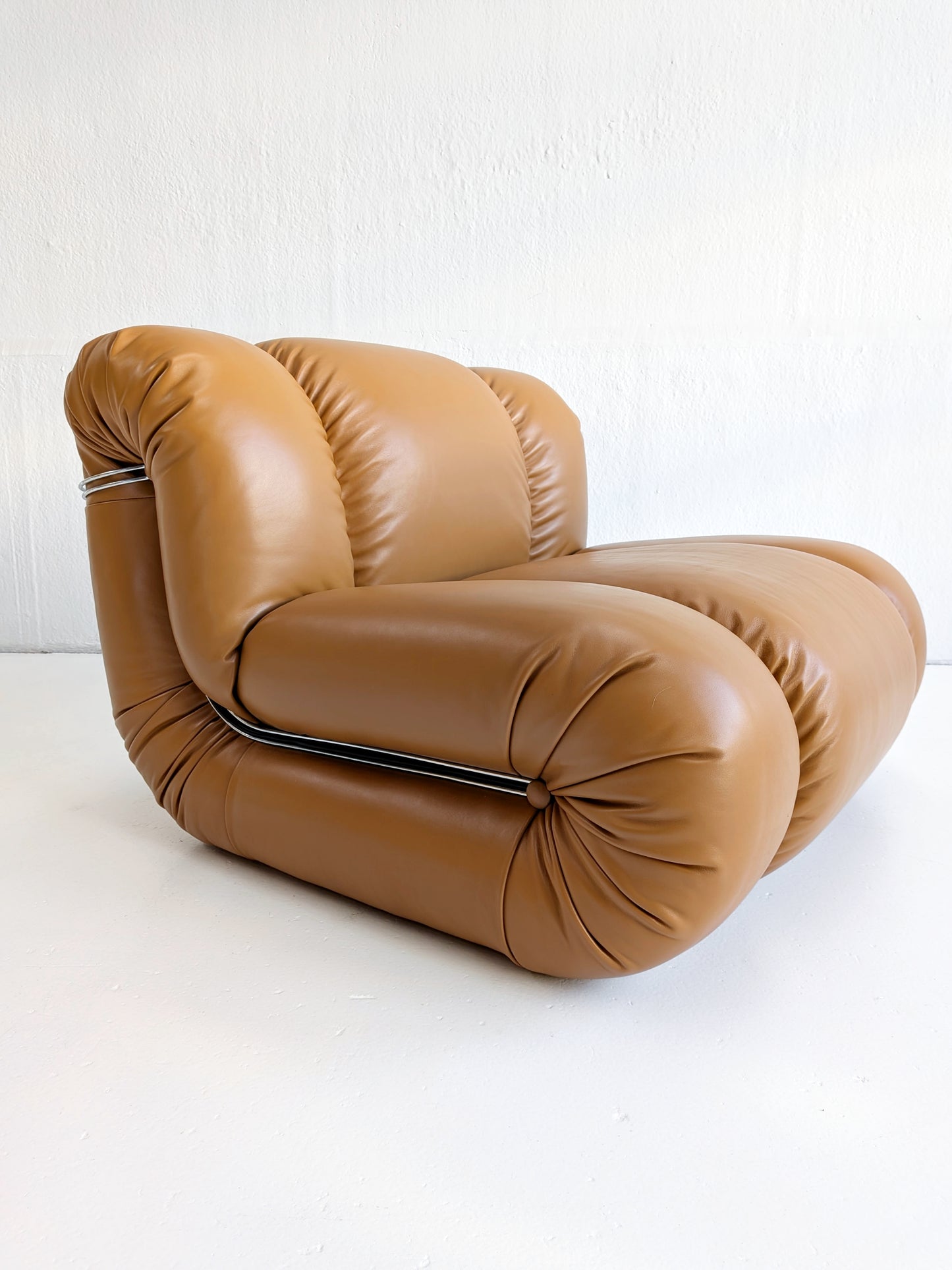 'Velasquez' Lounge Chair by Rino Maturi for Mimo Padova 1970s