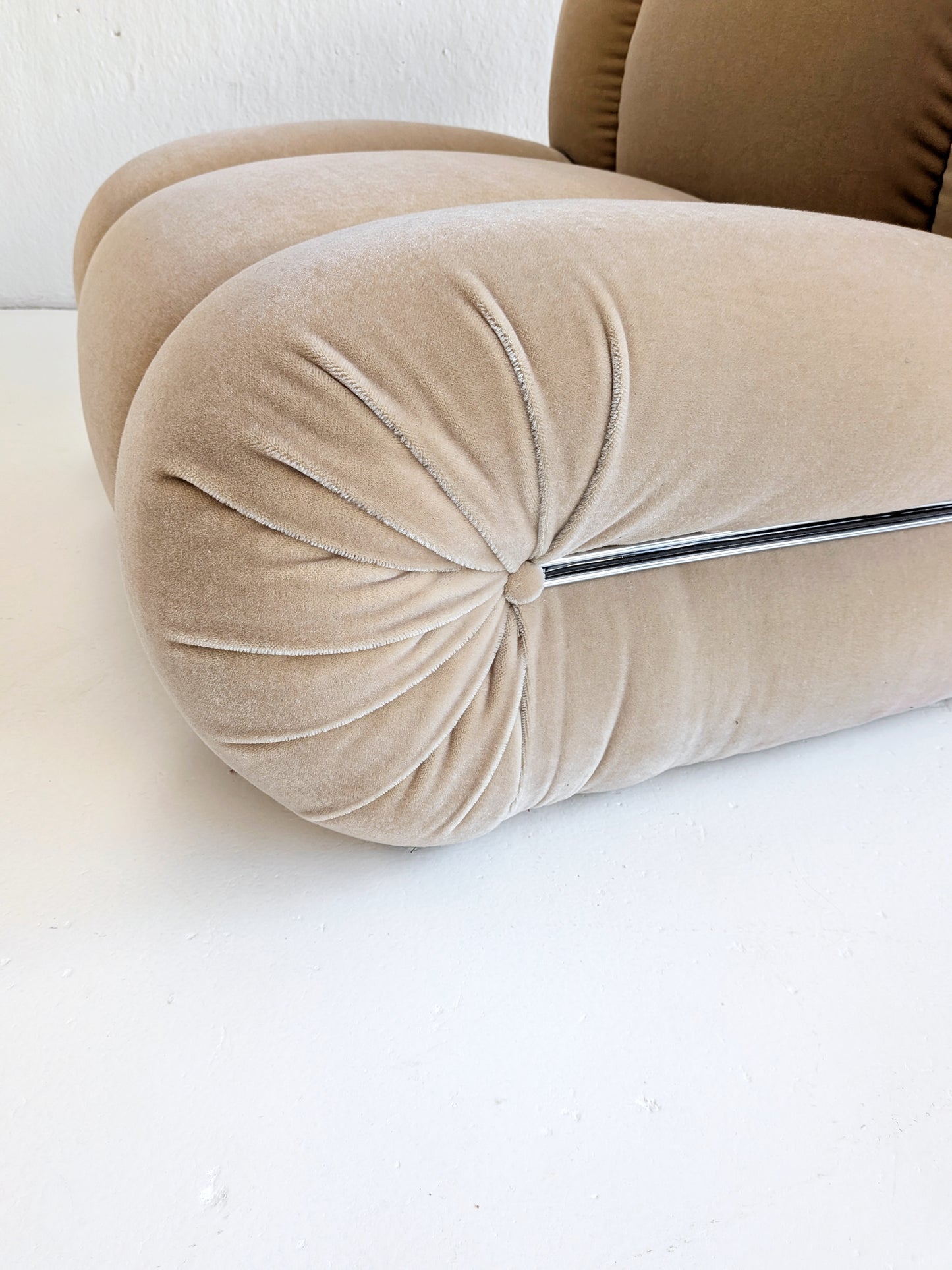 Set of 2 'Velasquez' Lounge Chairs by Rino Maturi for Mimo Padova 1970s