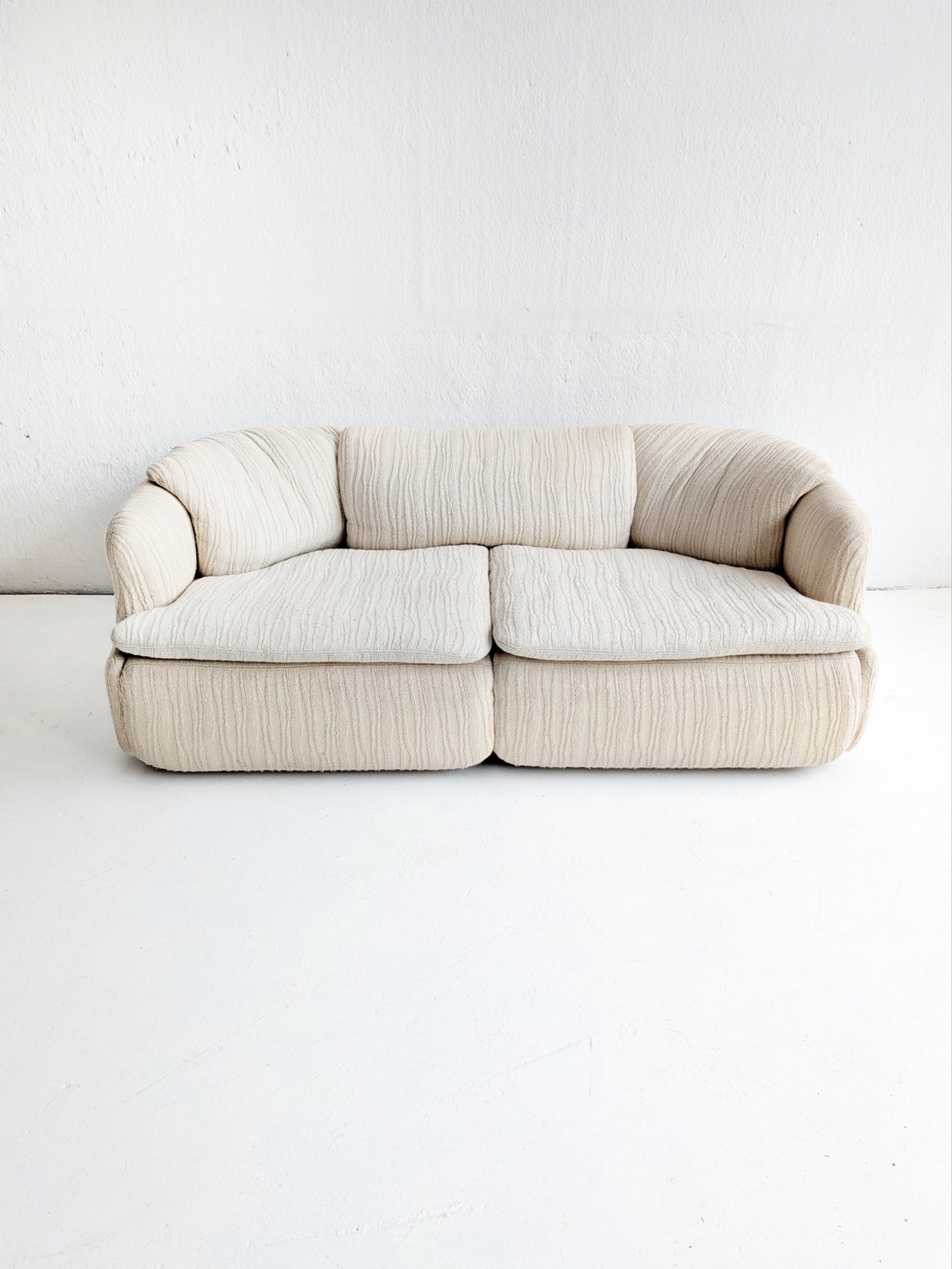 'Confidential' Sofa by Alberto Rosselli for Saporiti 1970s