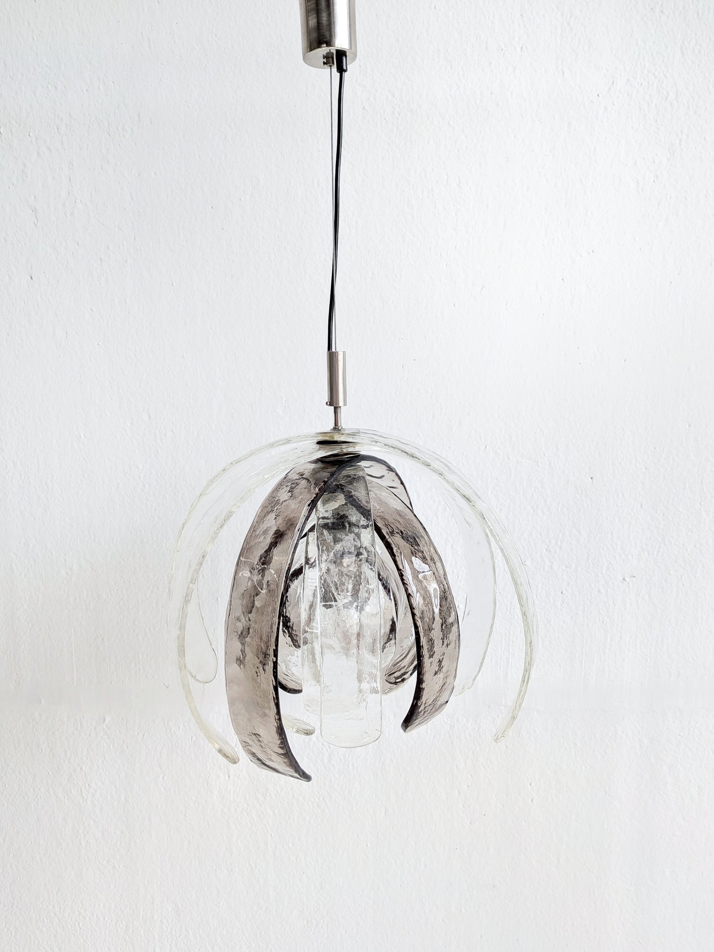 Artichoke Pendant Lamp 'LS 181' by Carlo Nason for AV Mazzega 1970s