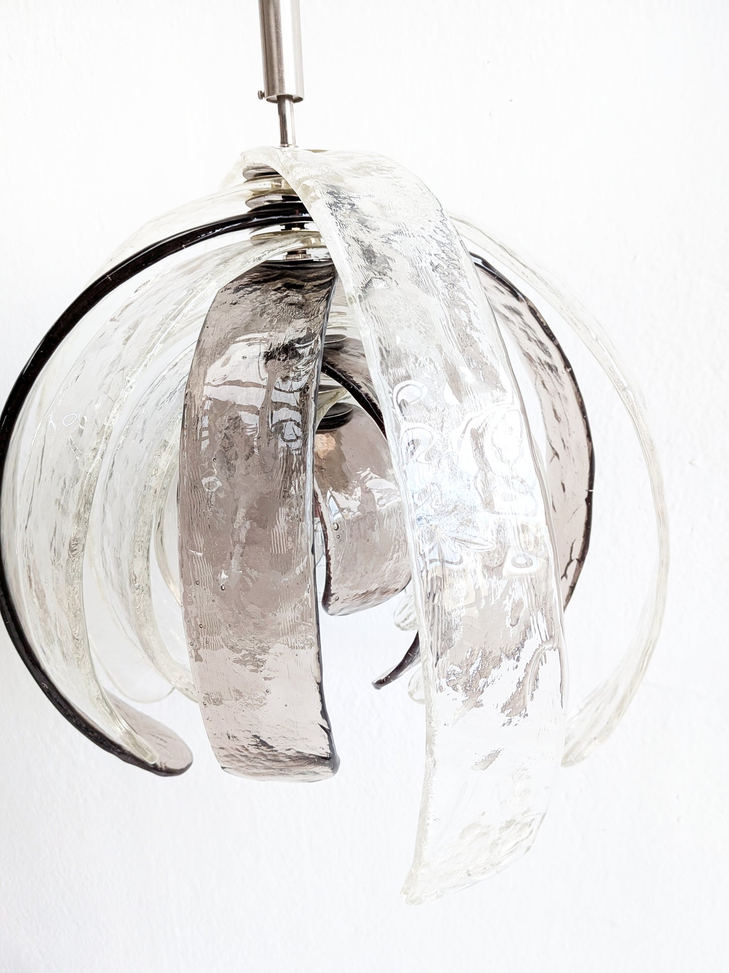 Artichoke Pendant Lamp 'LS 181' by Carlo Nason for AV Mazzega 1970s