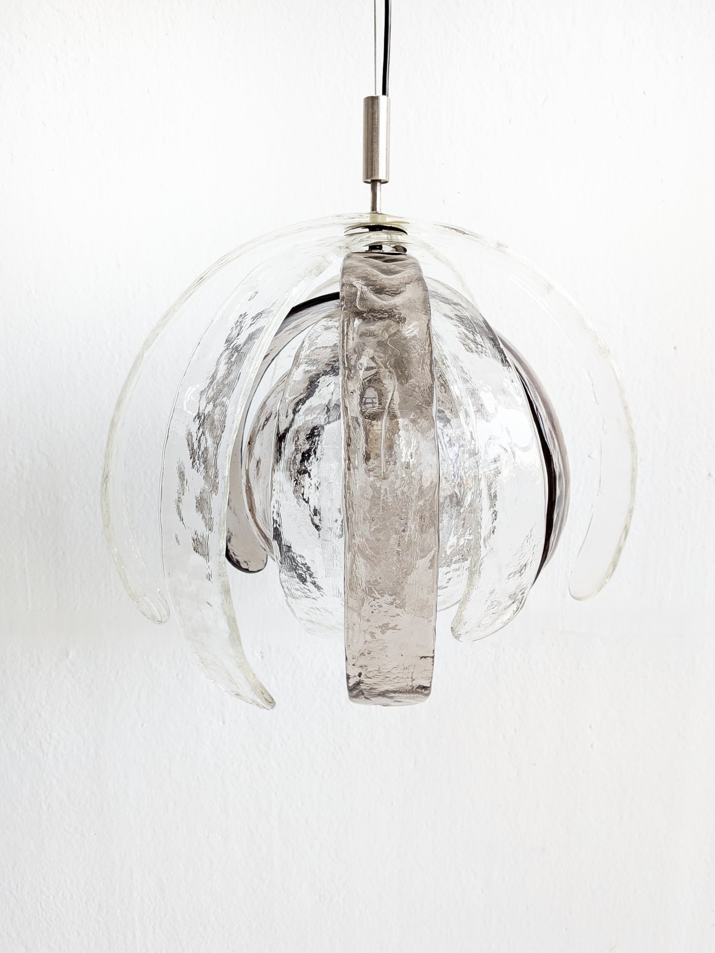 Artichoke Pendant Lamp 'LS 181' by Carlo Nason for AV Mazzega 1970s