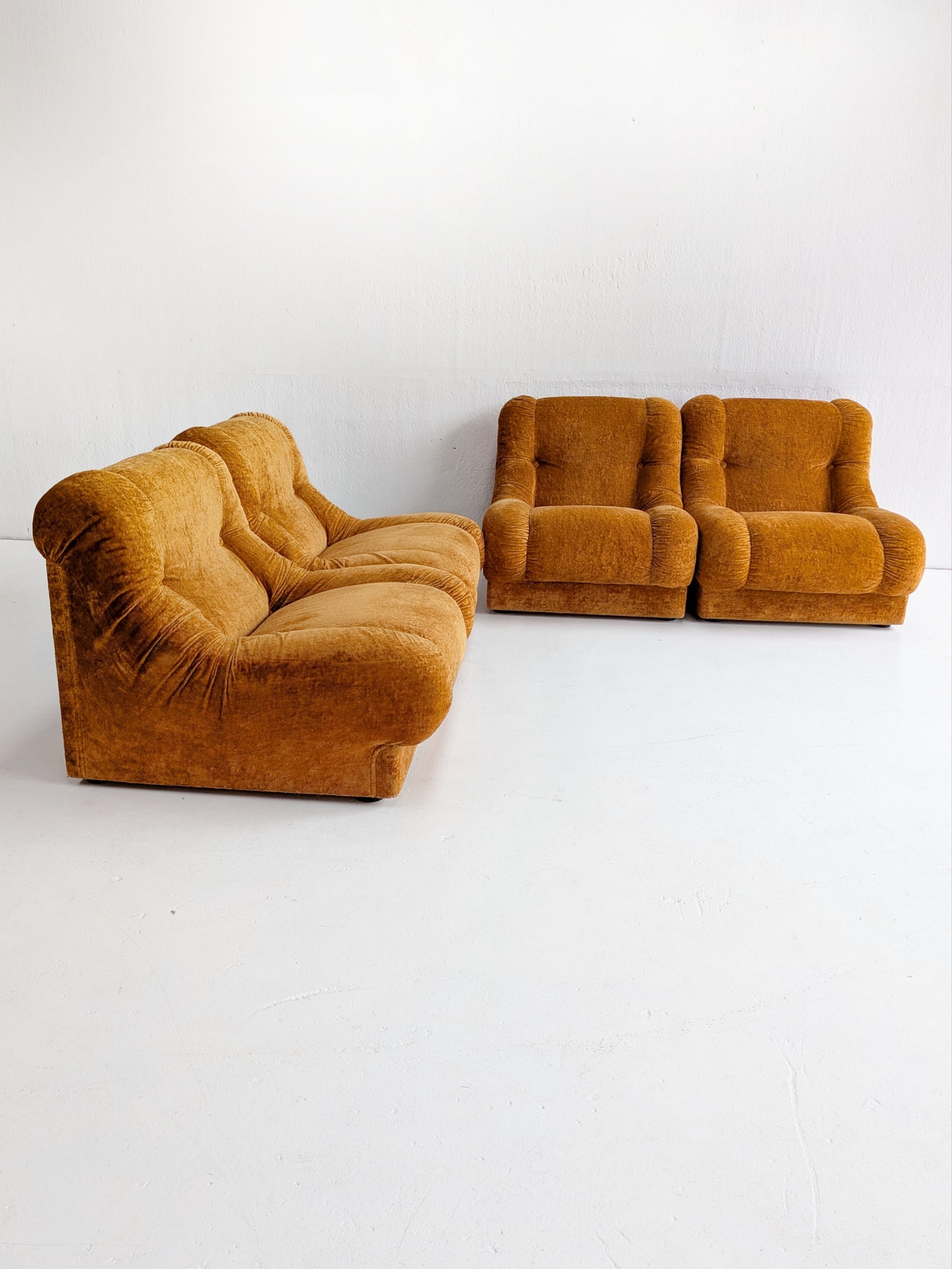 Set of 4 Modular Italian Lounge Chairs 1970s