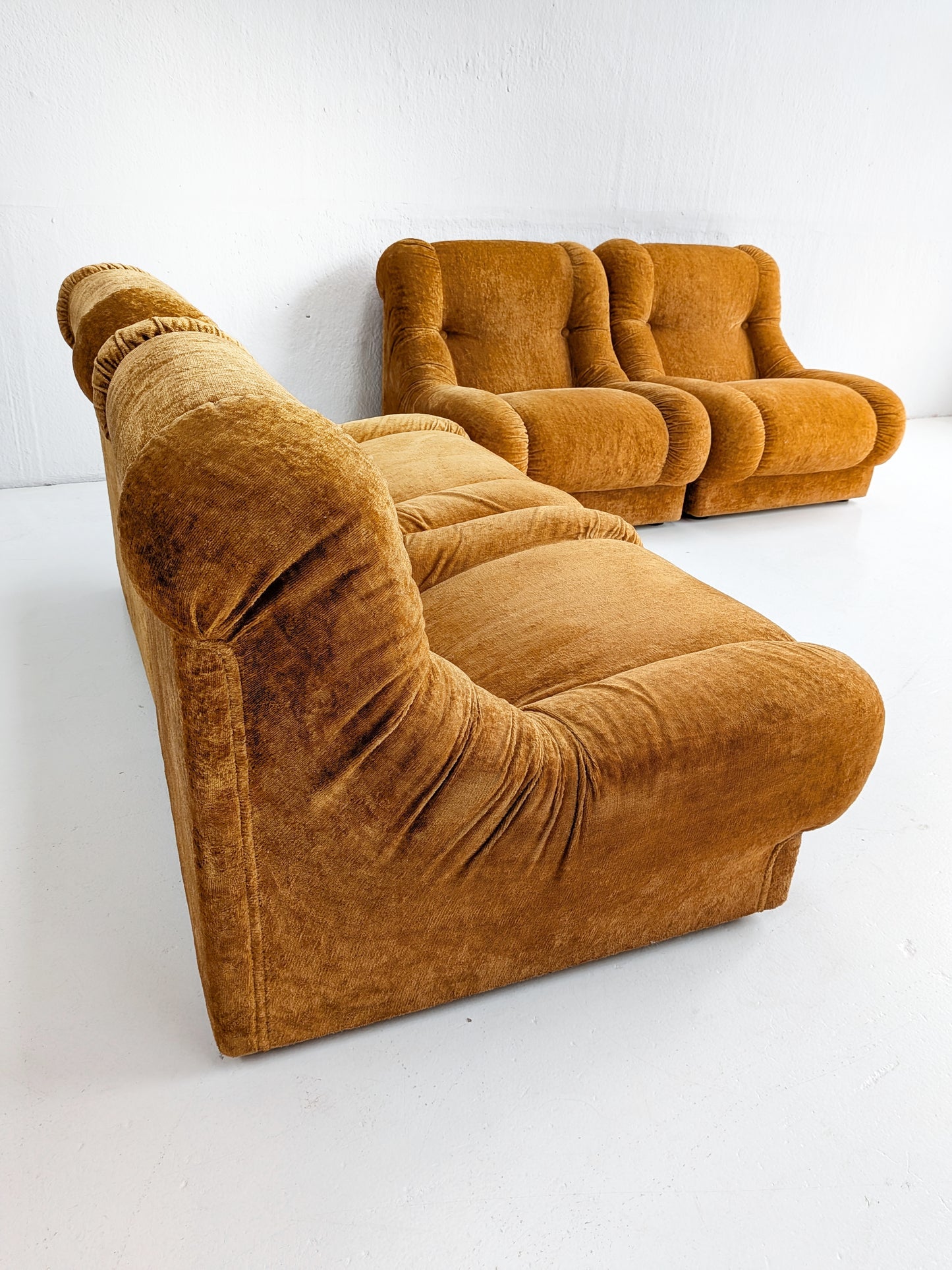 Set of 4 Modular Italian Lounge Chairs 1970s