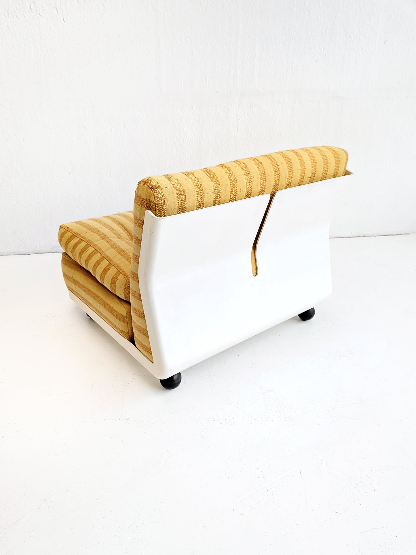Early Edition 'Amanta' Lounge Chair by Mario Bellini for C&B Italia 1960s