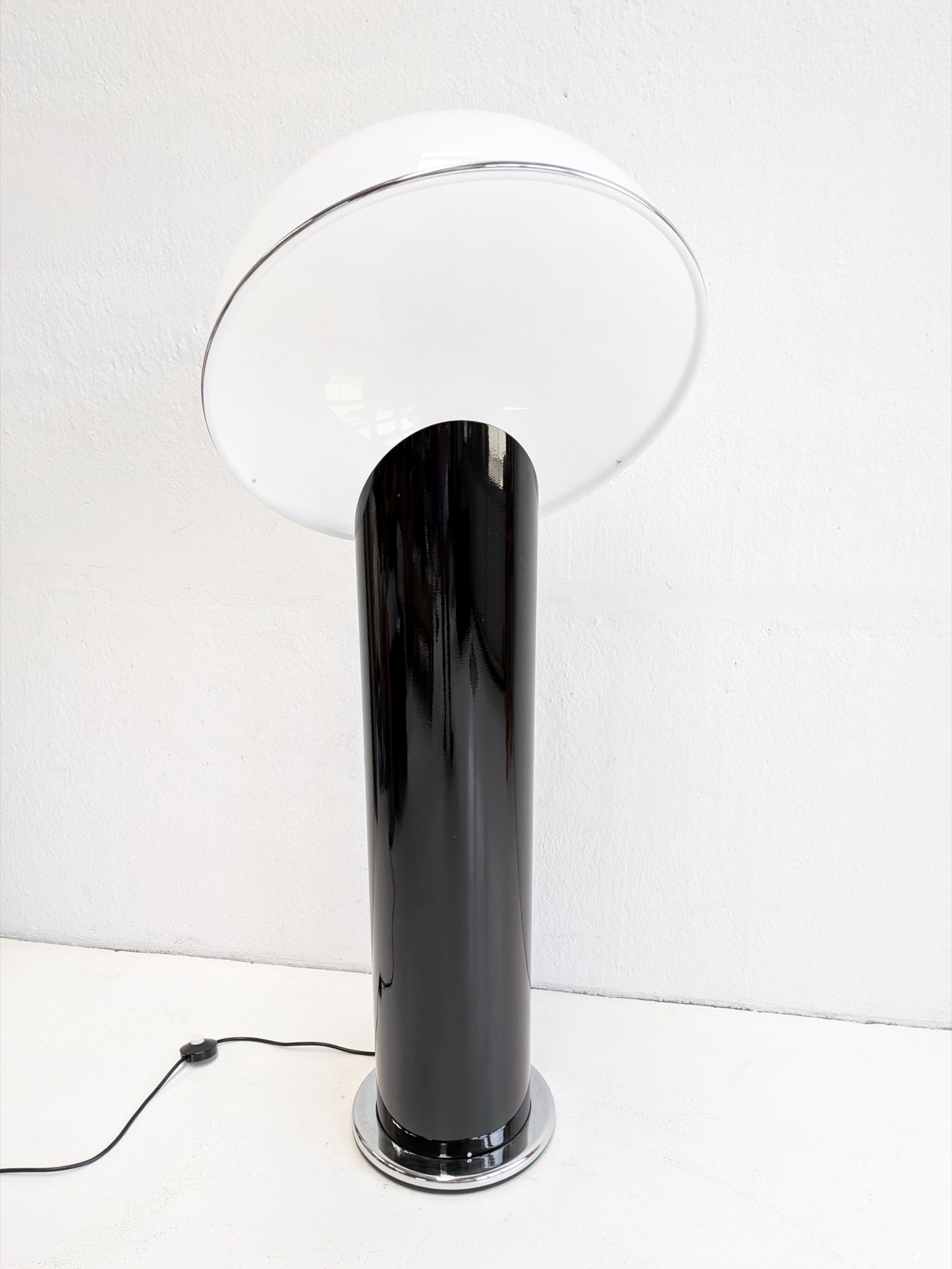 Black 'Ciot' Floor Lamp by Ennio Chiggio for Lumenform 1970s