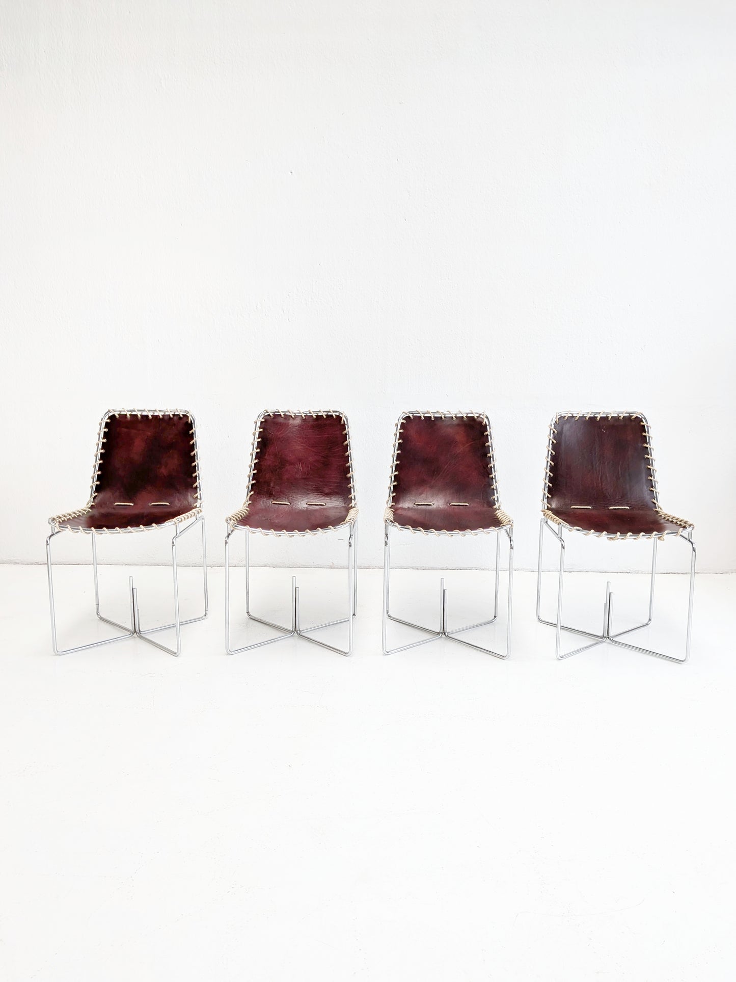 Set of 4 Italian Modern Leather Sling Back Chairs 1970s