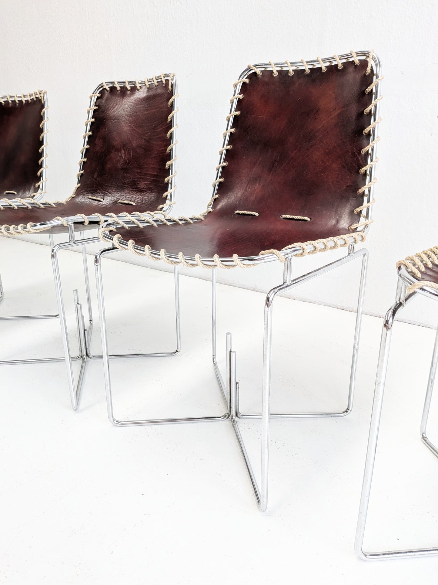 Set of 4 Italian Modern Leather Sling Back Chairs 1970s