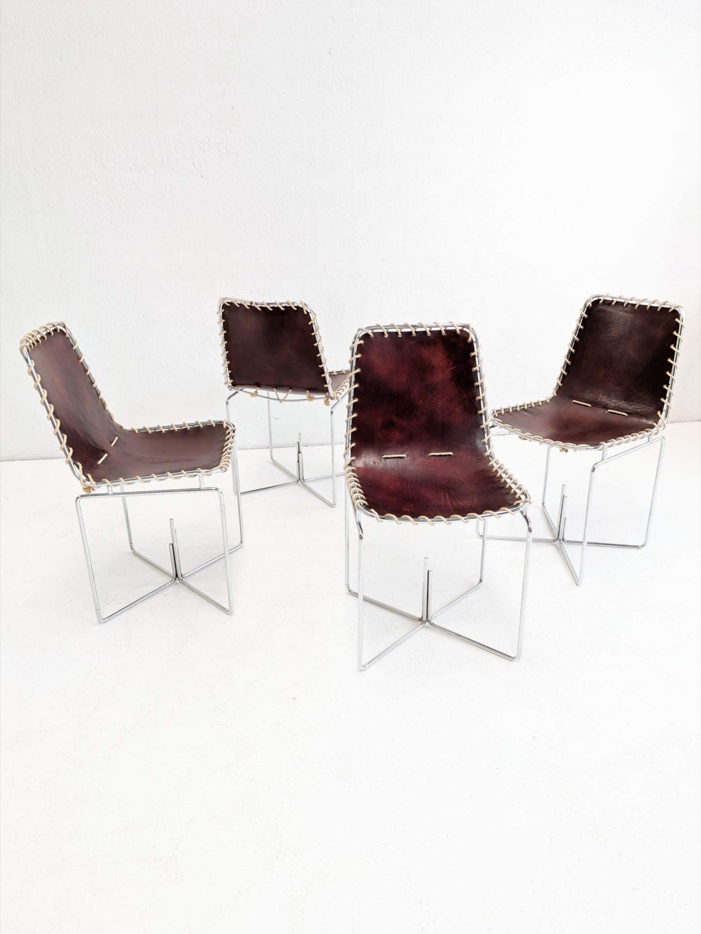 Set of 4 Italian Modern Leather Sling Back Chairs 1970s